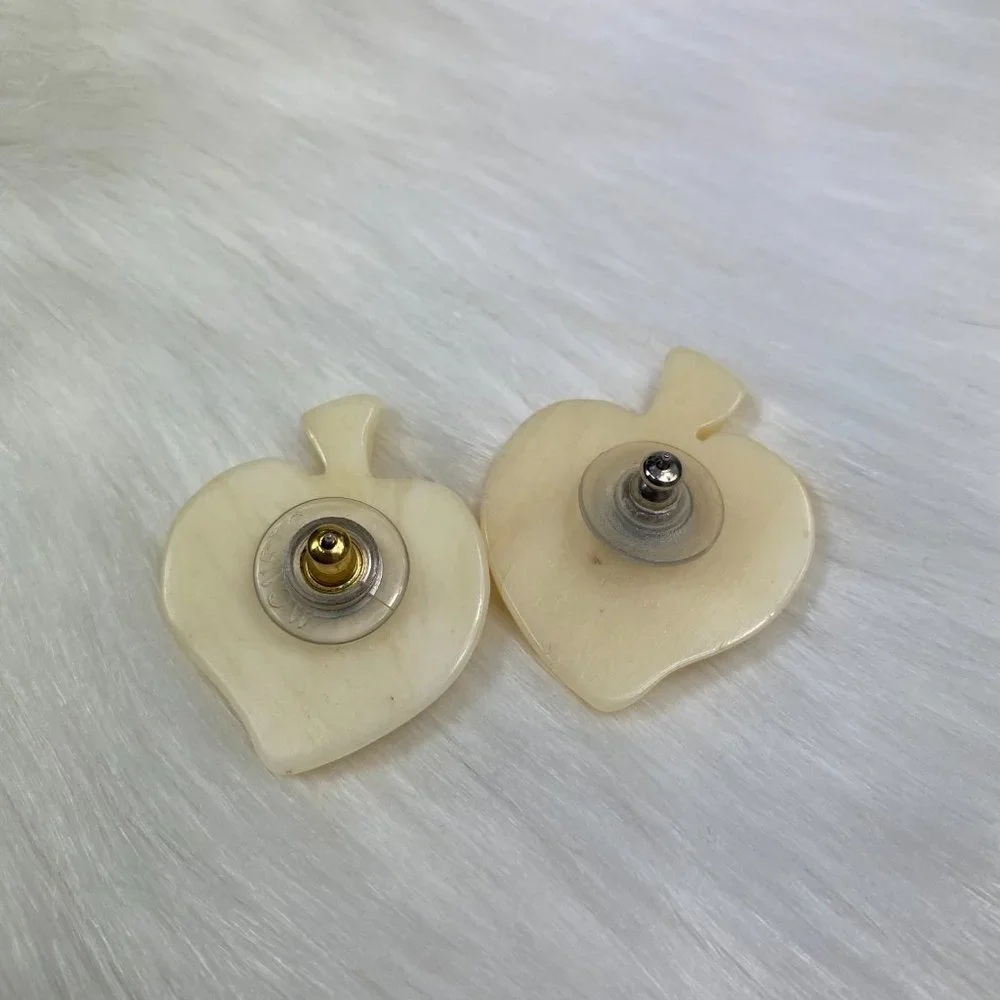 Vintage Cream Bone Spade Pierced Earrings